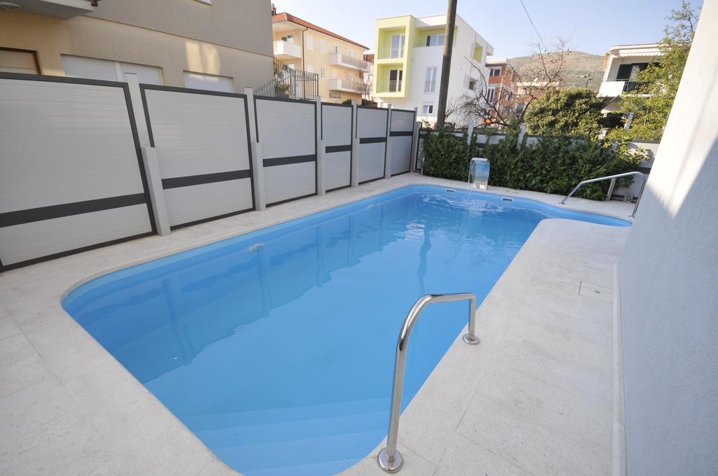 Apartments & Rooms Villa Maslina Trogir Buitenkant foto
