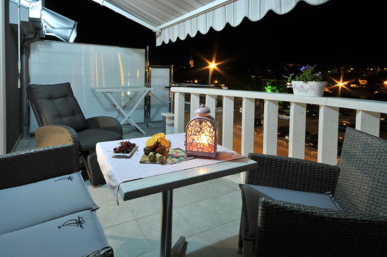 Apartments & Rooms Villa Maslina Trogir Buitenkant foto